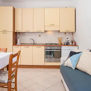 oristano Centro Parcheggio Privato, Wifi+netflix Oristano